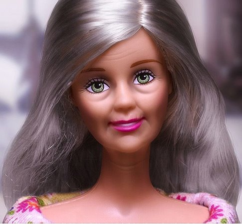 [Old+Barbie.JPG]