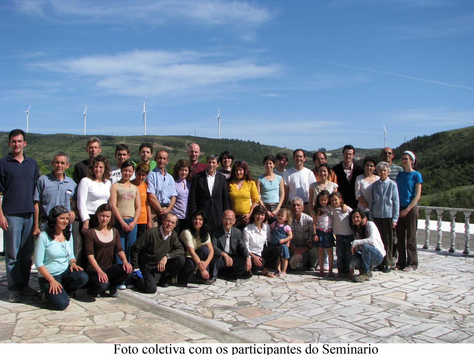 [20-Foto_colectiva.jpg]