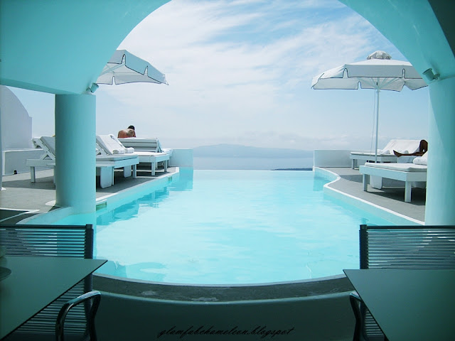 CHROMATA up-style hotel pool