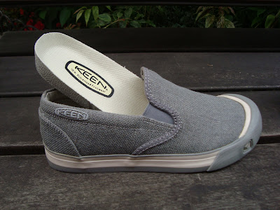 orthotic friendly summer shoes