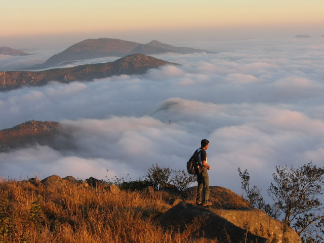 FunkyXone Tourism: A Place Above The Clouds in India : Kalavaarahalli