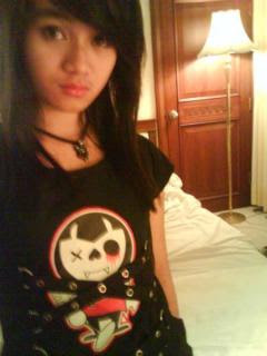Dara (The Virgin) - sweet girl picture
