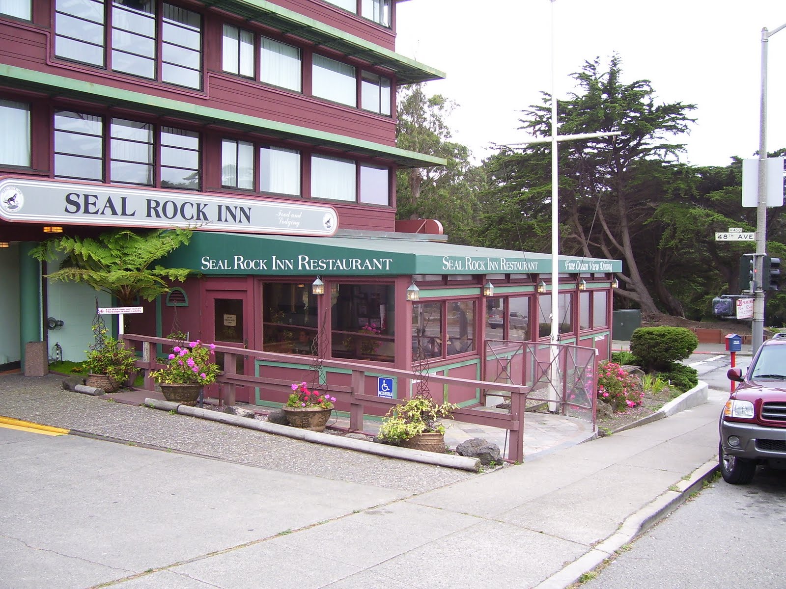Breakfast at Epiphany's Seal Rock Inn Restaurant