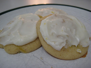 Lemon Zucchini Cookies | realmomkitchen.com