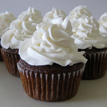 [root+beer+cupcakes+2+450.jpg]