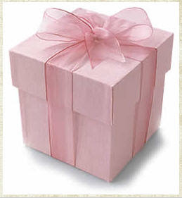 Поделись улыбкою своей, и она еще не раз к тебе вернется...))