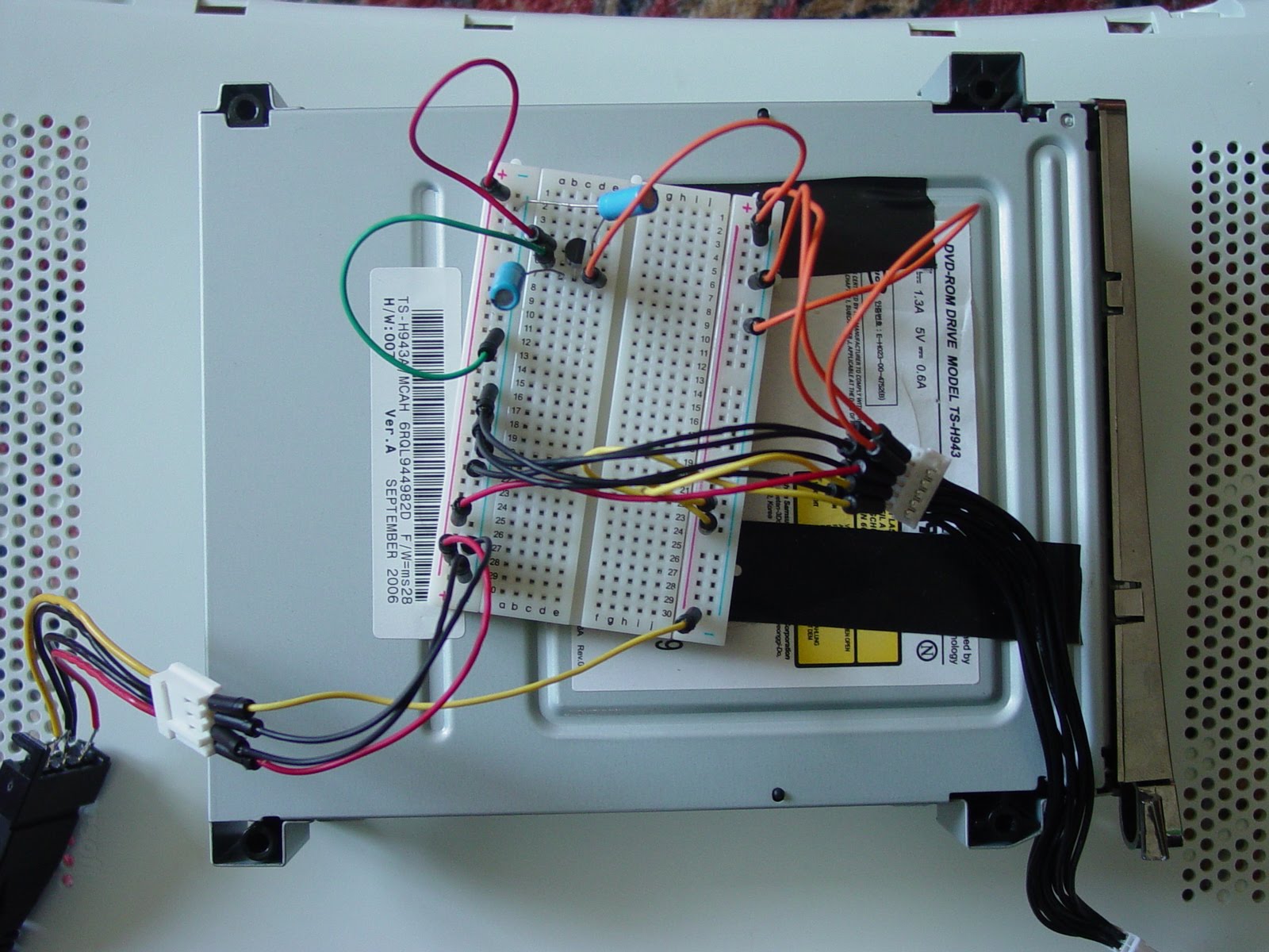 Twilight in Efeion Powering an Xbox 360 dvd drive