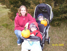 Ashton, Dylan, & mom