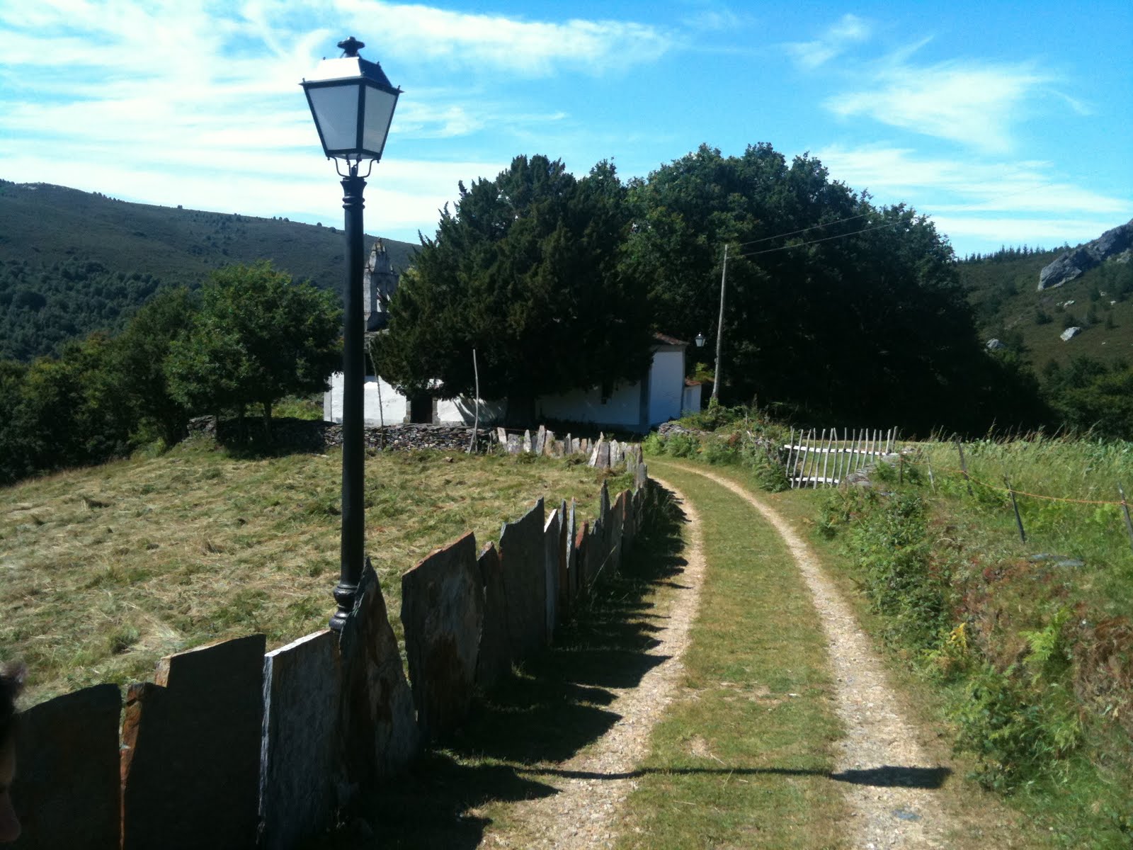 Martul Villanueva de Oscos Capilla Tejo de Martul