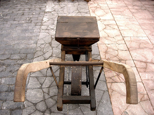 HOMENAXE AL CAMPU ASTURIANU: SEMADORA MAIZ Y FABAS