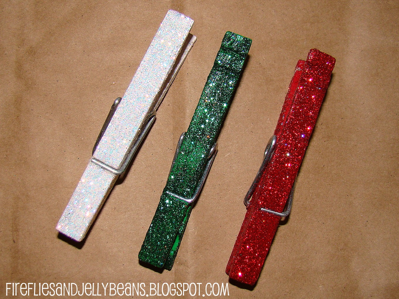 Fireflies and Jellybeans: Glitter Clothespin Gift Tags