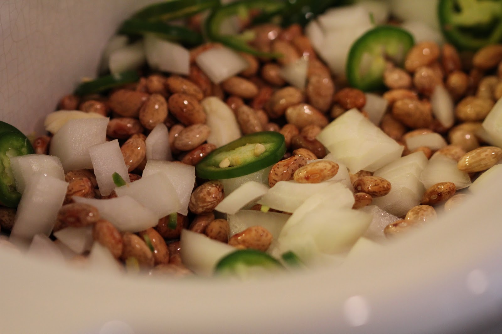 What's Cookin' with Mary? How to Make Homemade Spicy Pinto Beans in