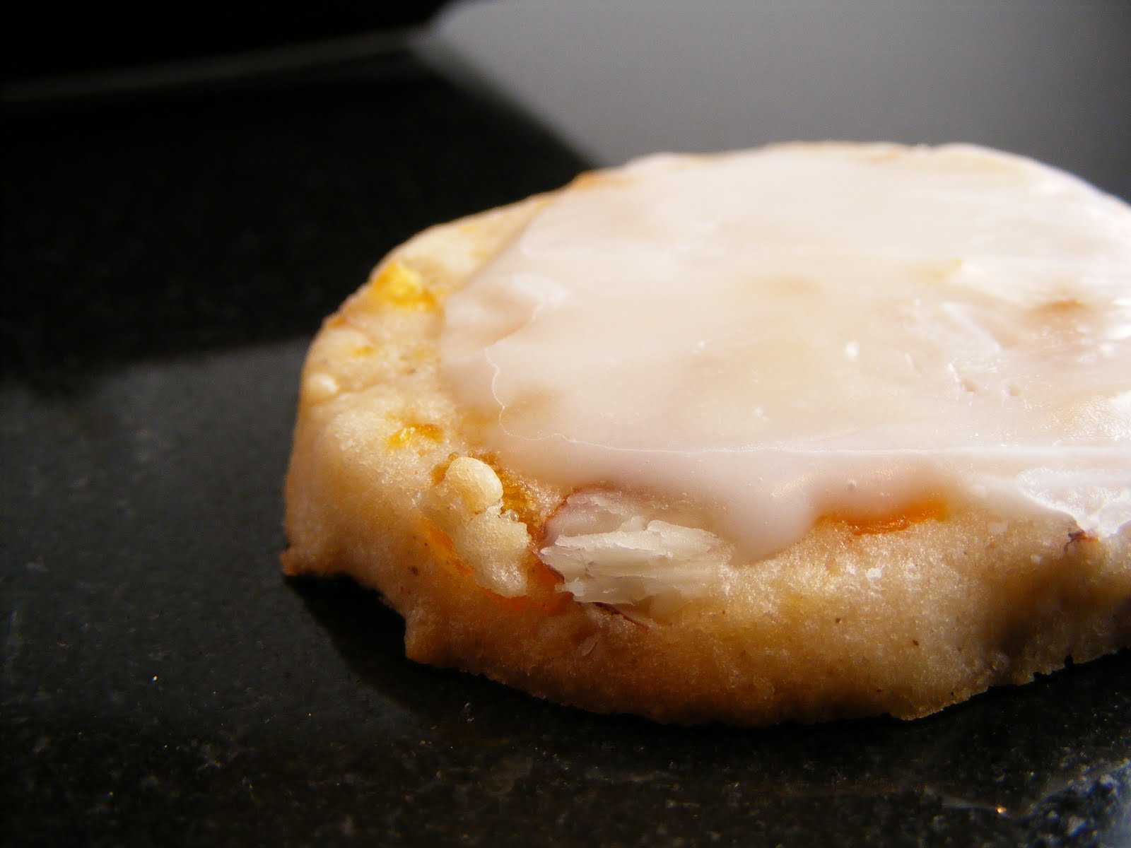 The Virtual Goody Plate Apricot Almond Cookies