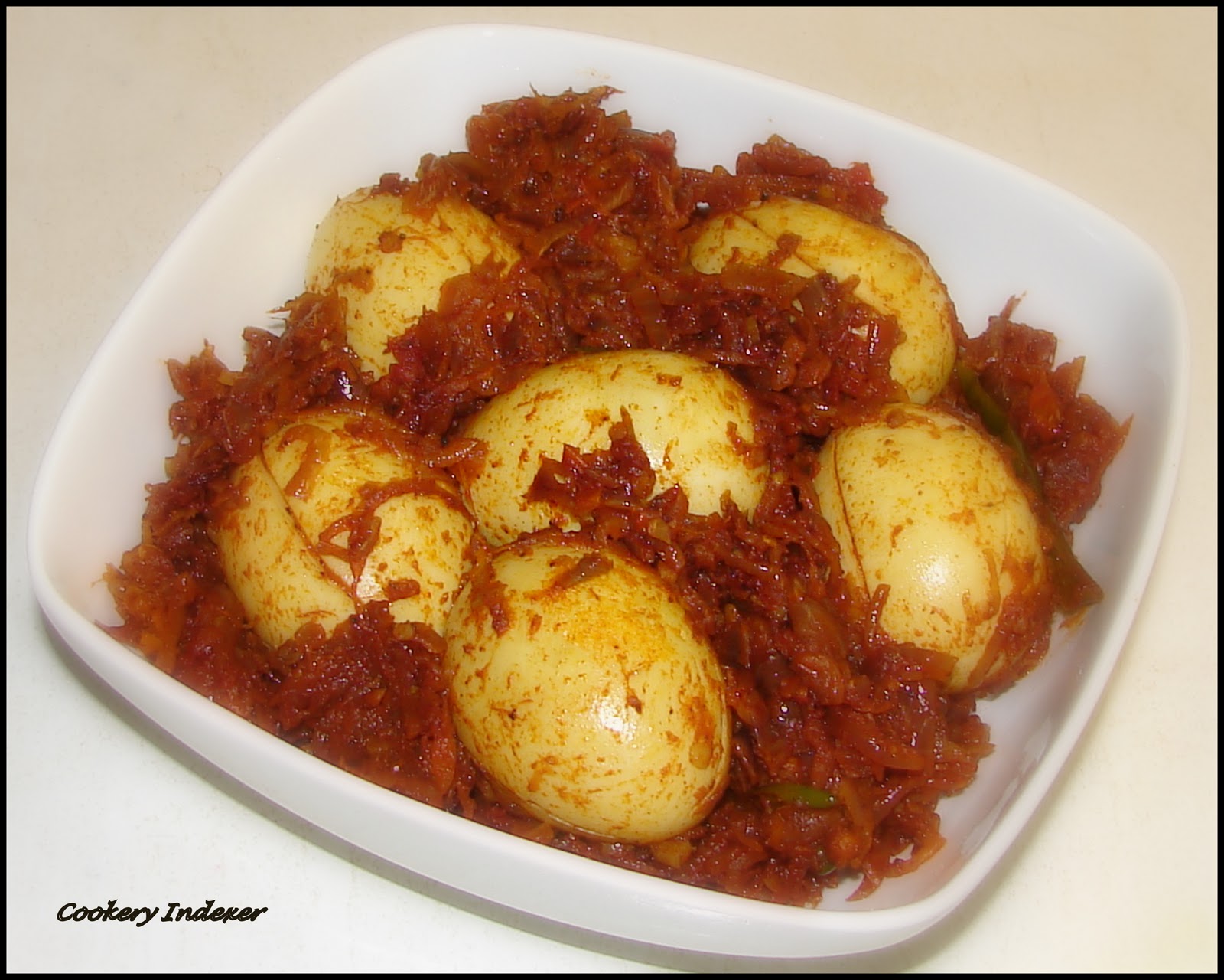 ! Regional Indian Cuisine Blogroll !: Kerala Egg Roast / Nadan Mutta Roast
