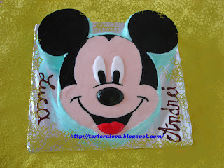 Tort Mickey Mouse (Mickey Mouse Cake)