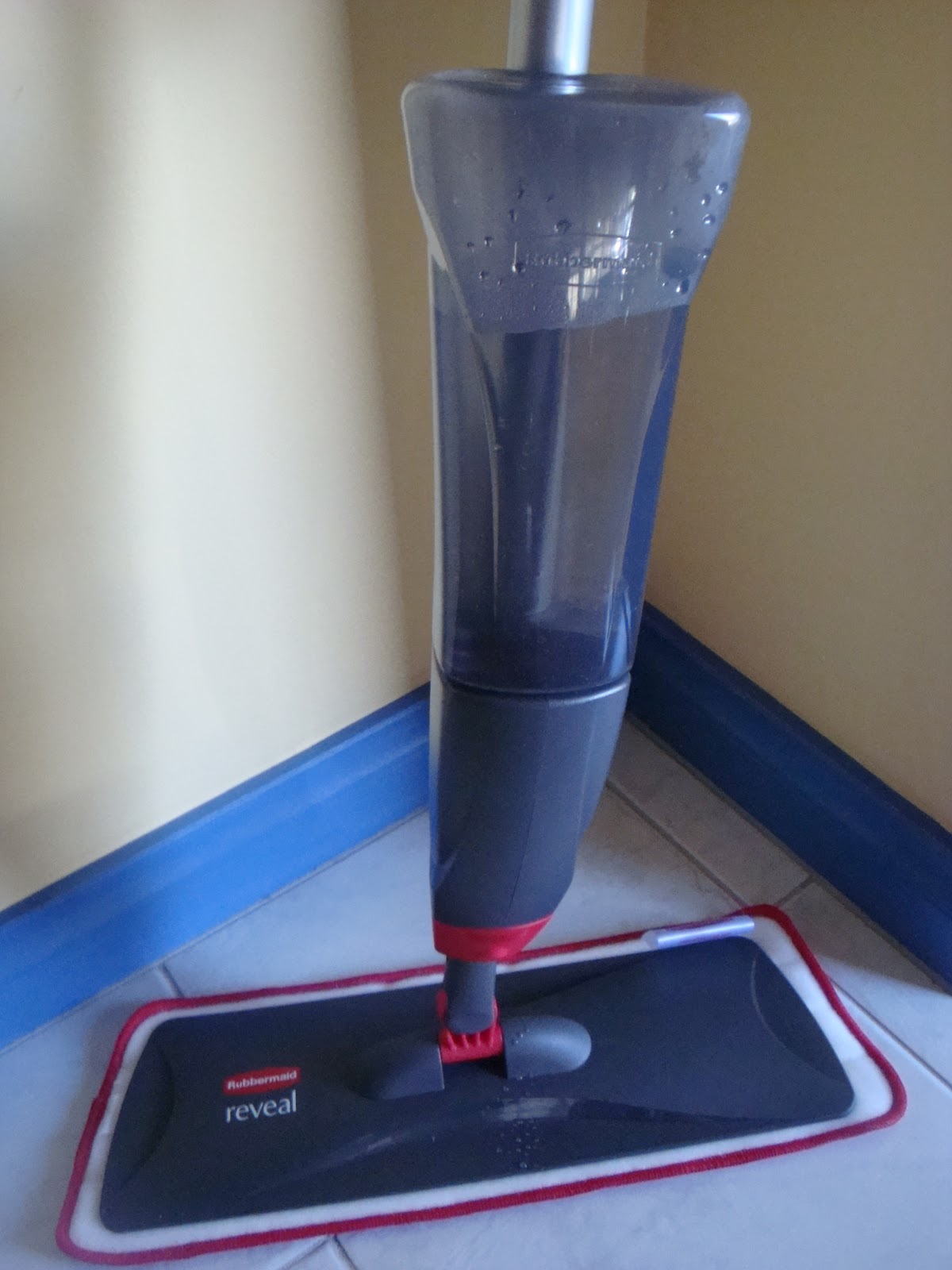 new flavours Rubbermaid Reveal Mop Review and a Giveaway! (GIVEAWAY CLOSED)