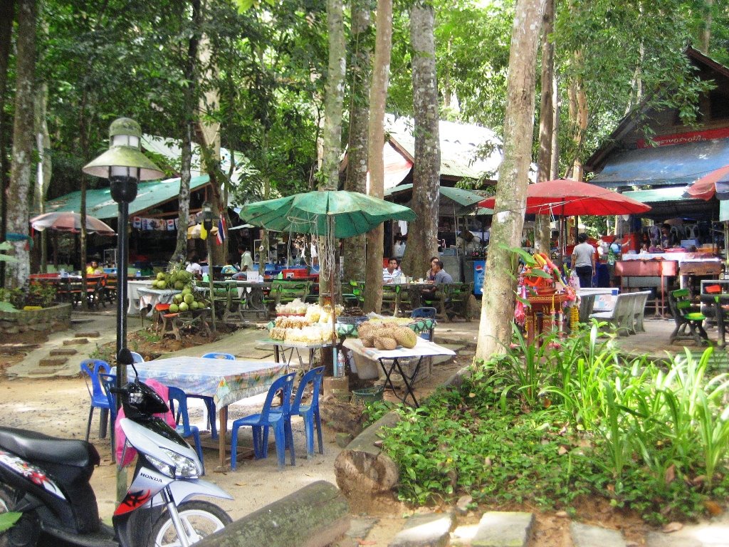 [Namuang+Waterfall+013.JPG]