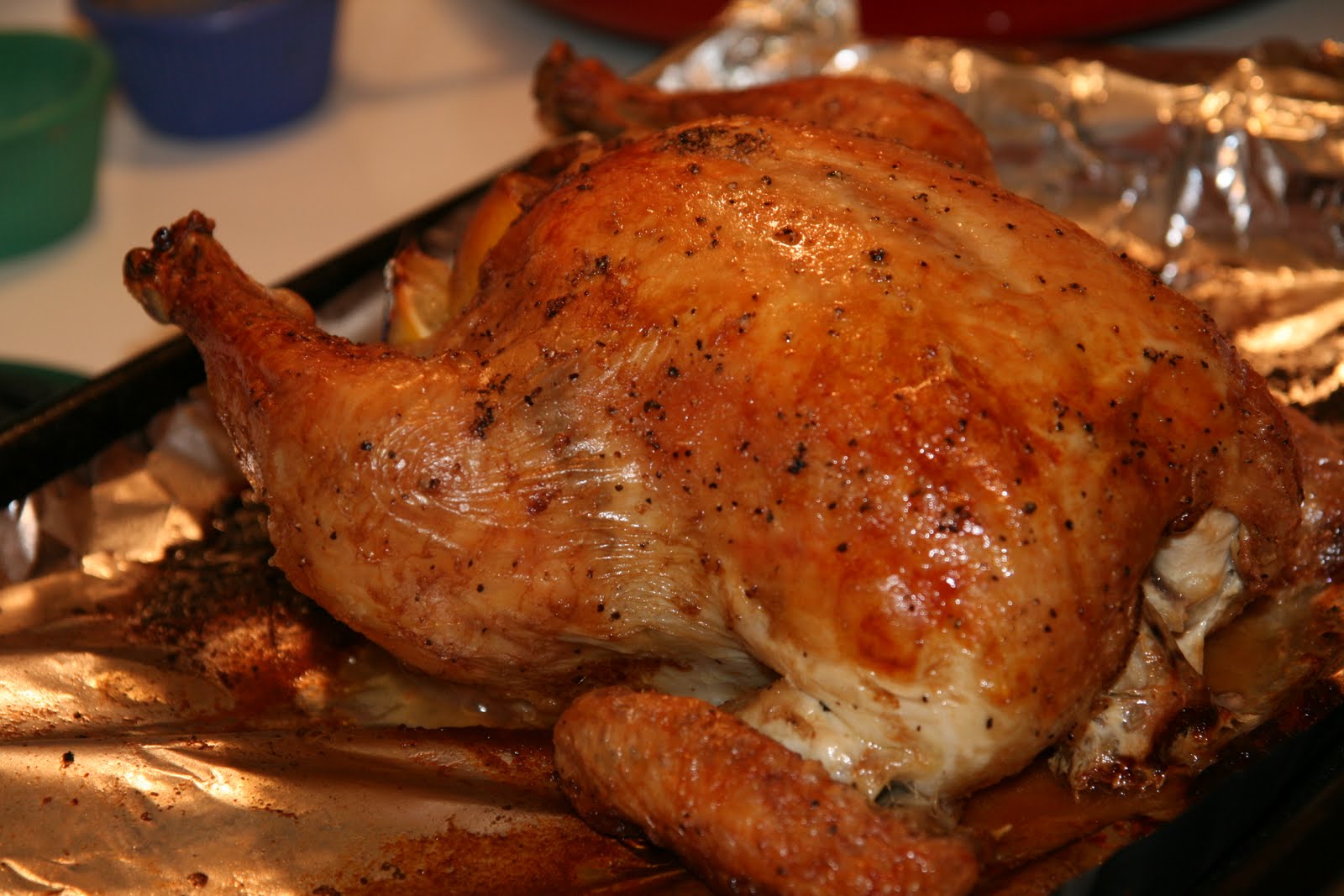 курица в духовом шкафу в фольге