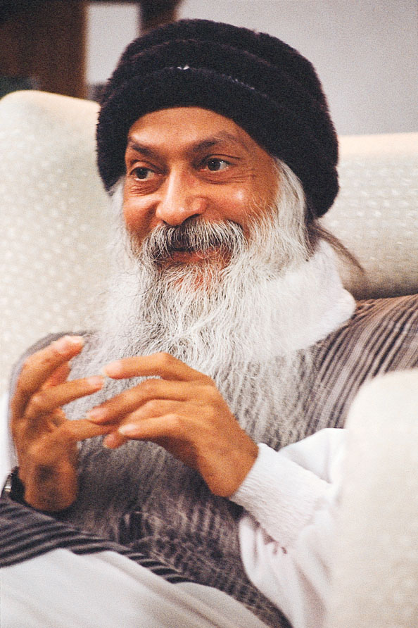 [Osho+small+size+photos+(1162).jpg]