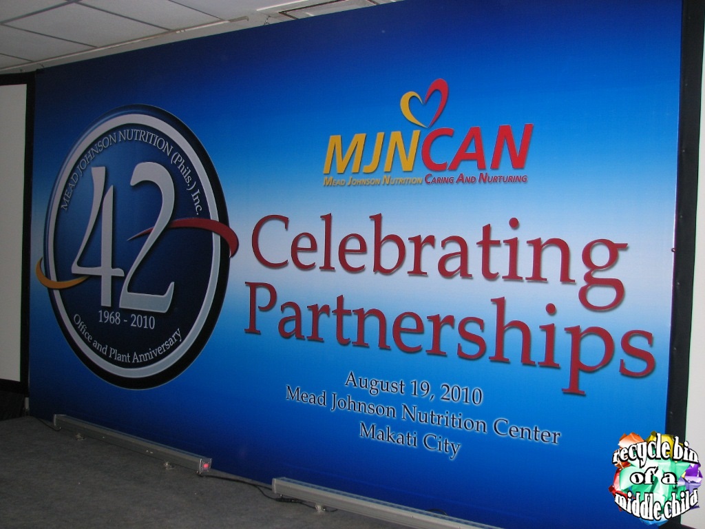 Mead Johnson Celebrates Nutrition on their 42nd Year Recycle Bin of a