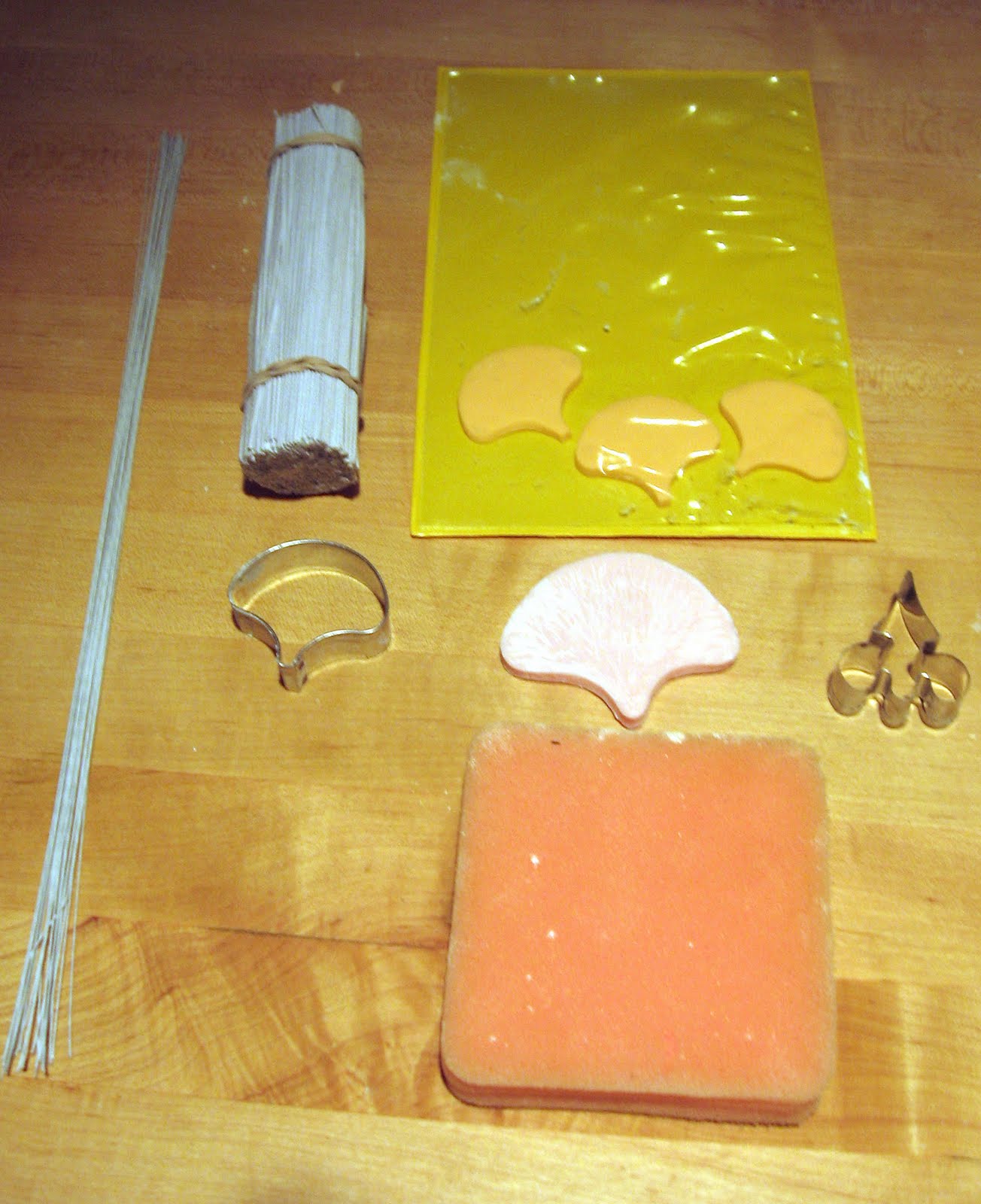 Cake Fiction How to make Vanda Orchid sugar flowers