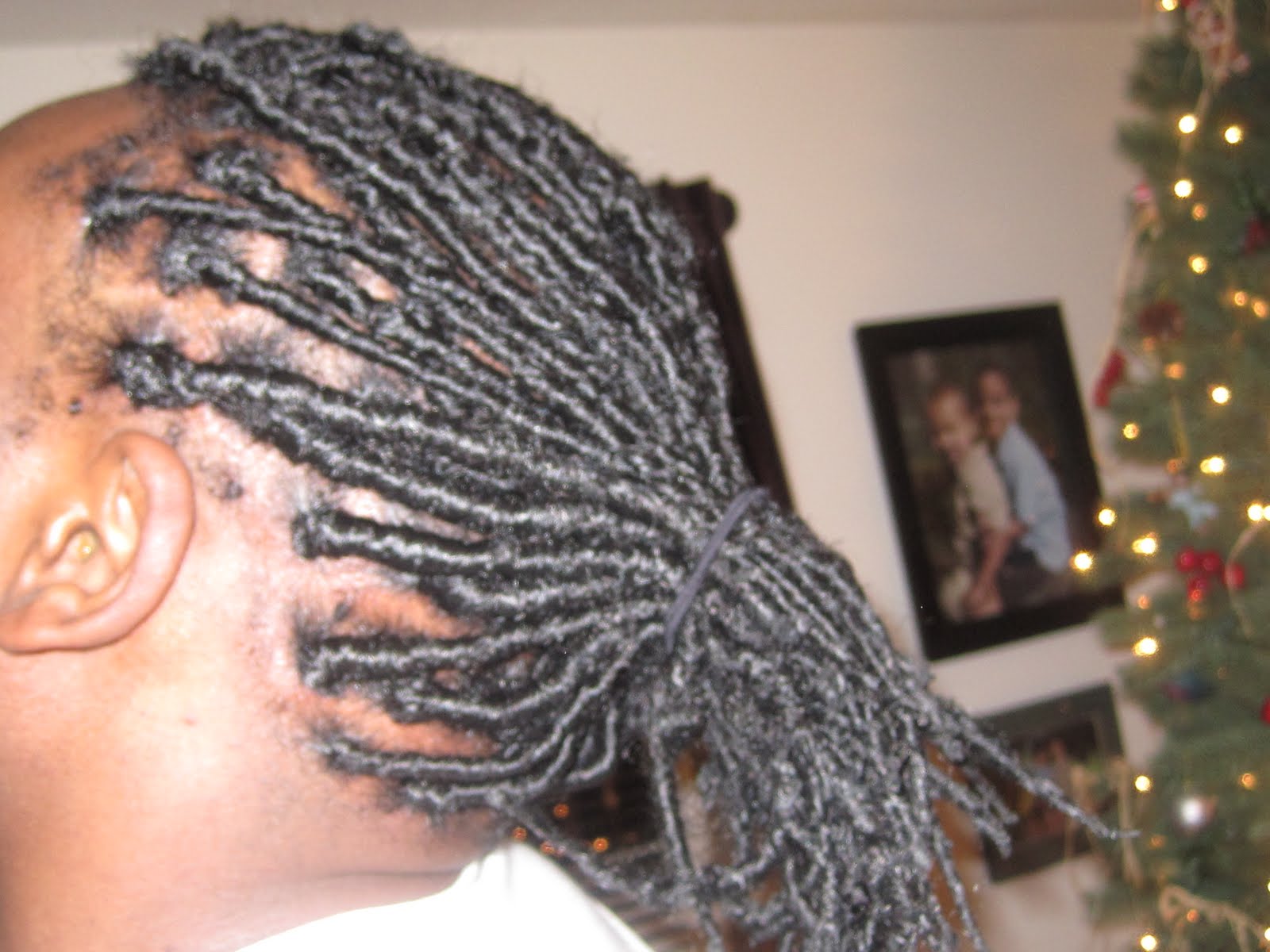 HAIR=ARTISTIC EXPRESSION AMY (541) 7861118 Dread Extensions