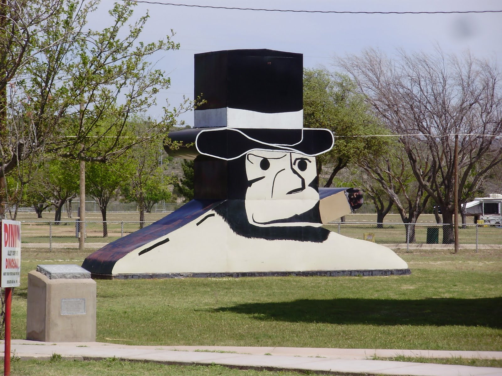 Life at 55 mph Fantasyland in Iraan, Texas (click here for more info)