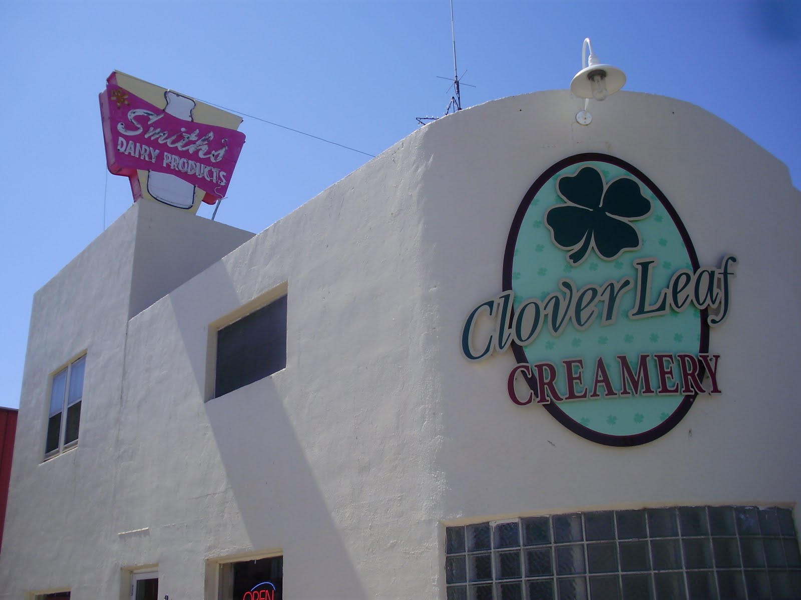 Life at 55 mph Smith’s Dairy in Buhl, Idaho serves potato ice cream