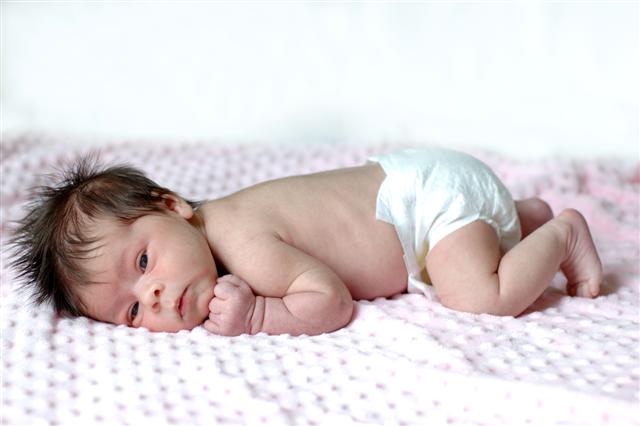 [leah+newborn+shoot+(40)+(Small).jpg]