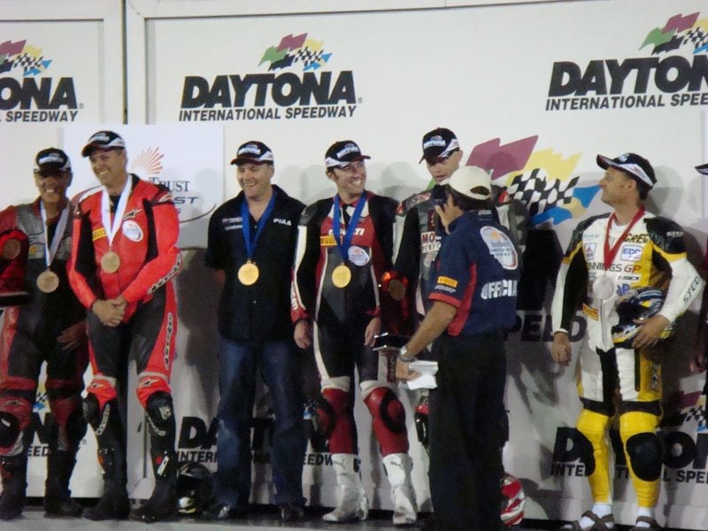 [Daytona+Oct+08+podiumpix.JPG]