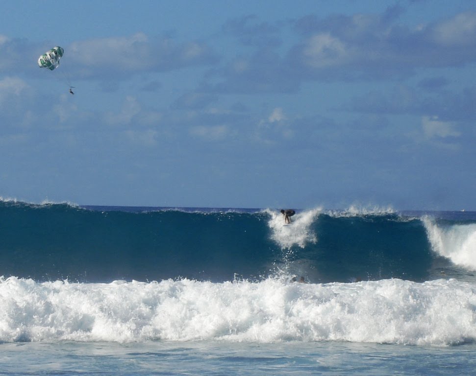 Fun Hawaii Travel High Surf in Kona Hawaii