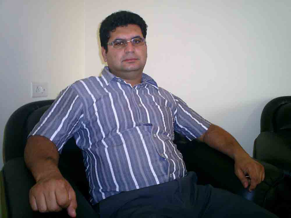 [S4022071.JPG]