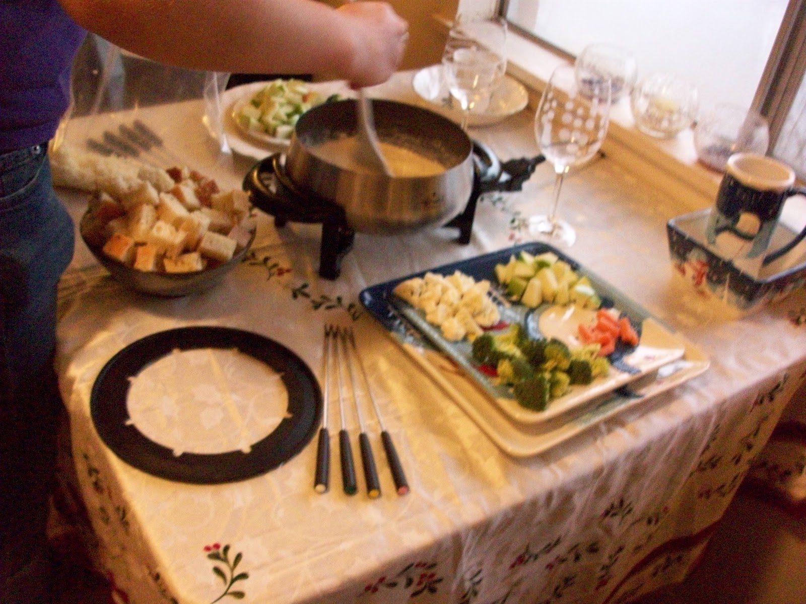 Who's the Voss?!?! Fondue Christmas Eve Dinner! (So Far...)