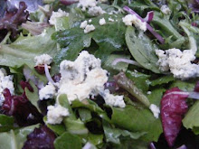 MIXED GREENS WITH BLUE CHEESE AND WALNUTS