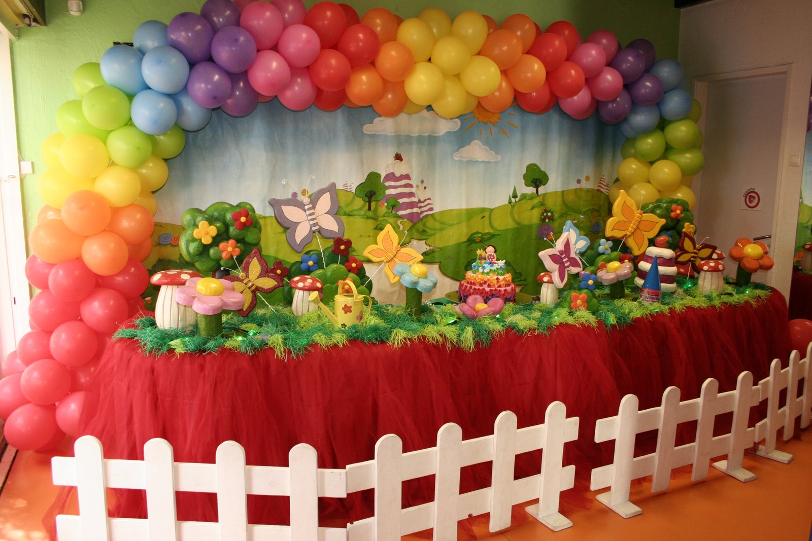 [Decoração+de+balões+tema+Primavera.JPG]