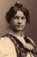 4.004.Fanny Lovise Ipsen (1874-1940) i 1905