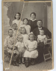 Johannes og Hylleborg med børn
