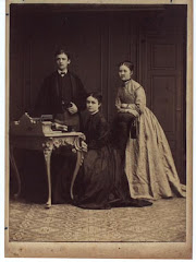 5.001.Carl Gregers Schack med sine søstre Marie og Julie Schack i 1868