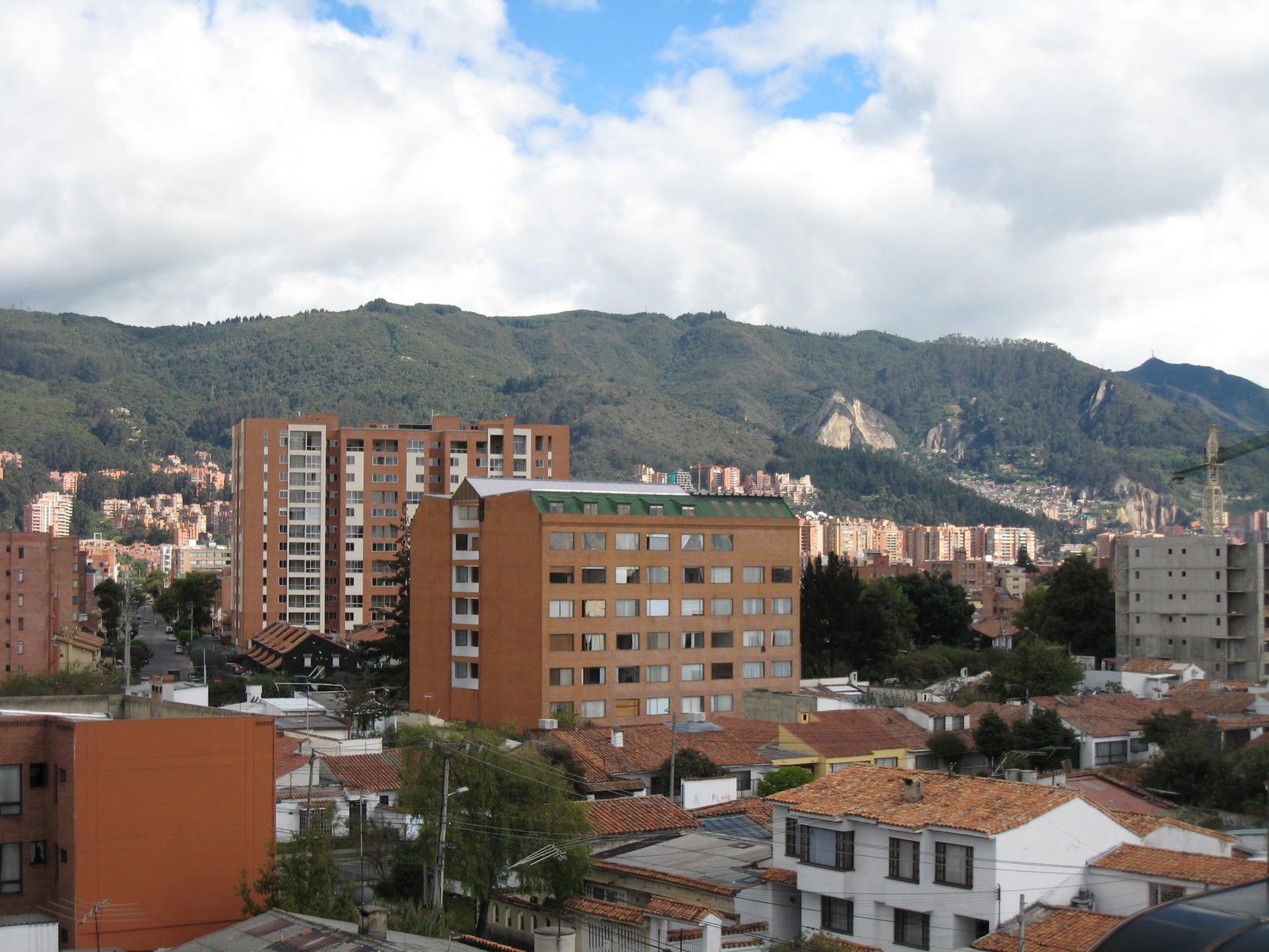 Jcbaway Our home, the Bogota 10K and freak snow