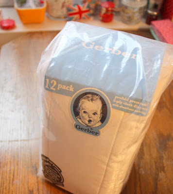 Easy Baby Burp Cloth Tutorial featured by top US sewing blog, Diary of a Quilter