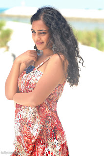 Nithya Menon looks super cute in sleevless gown