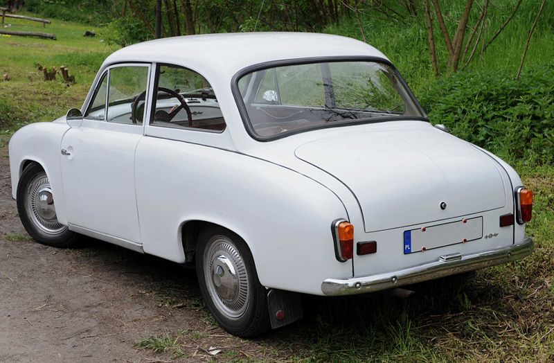 Two Stroke Cars: Has anyone ever had one of these? A 'Syrena' Polish ...