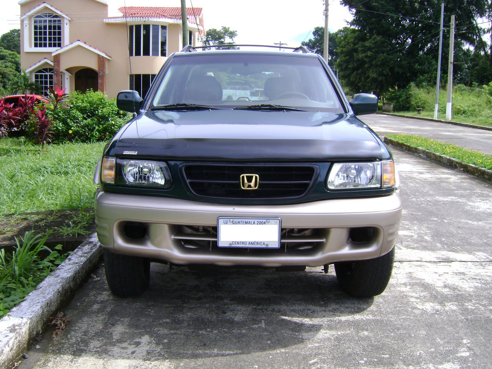 Honda passport 2000