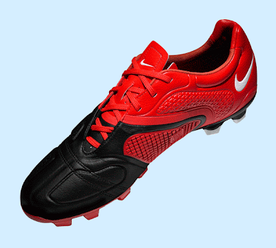 Óxido nacido surco Nuevo botín Nike CTR360, pensado para mediocampistas - Marca de Gol