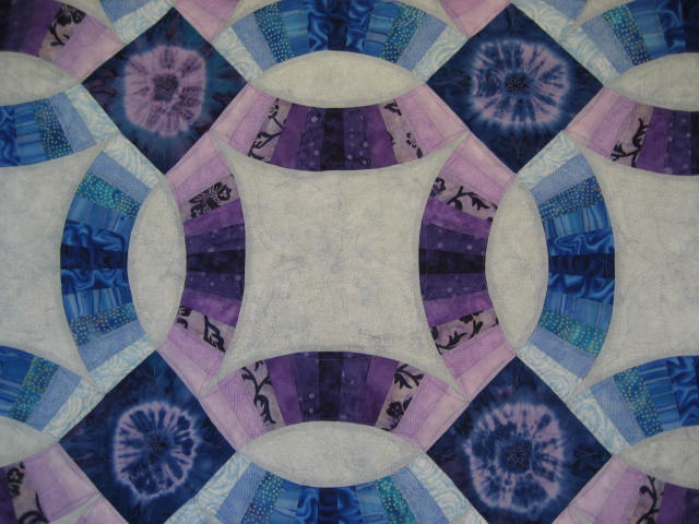 1 More Stitch: Double Wedding Ring Quilt