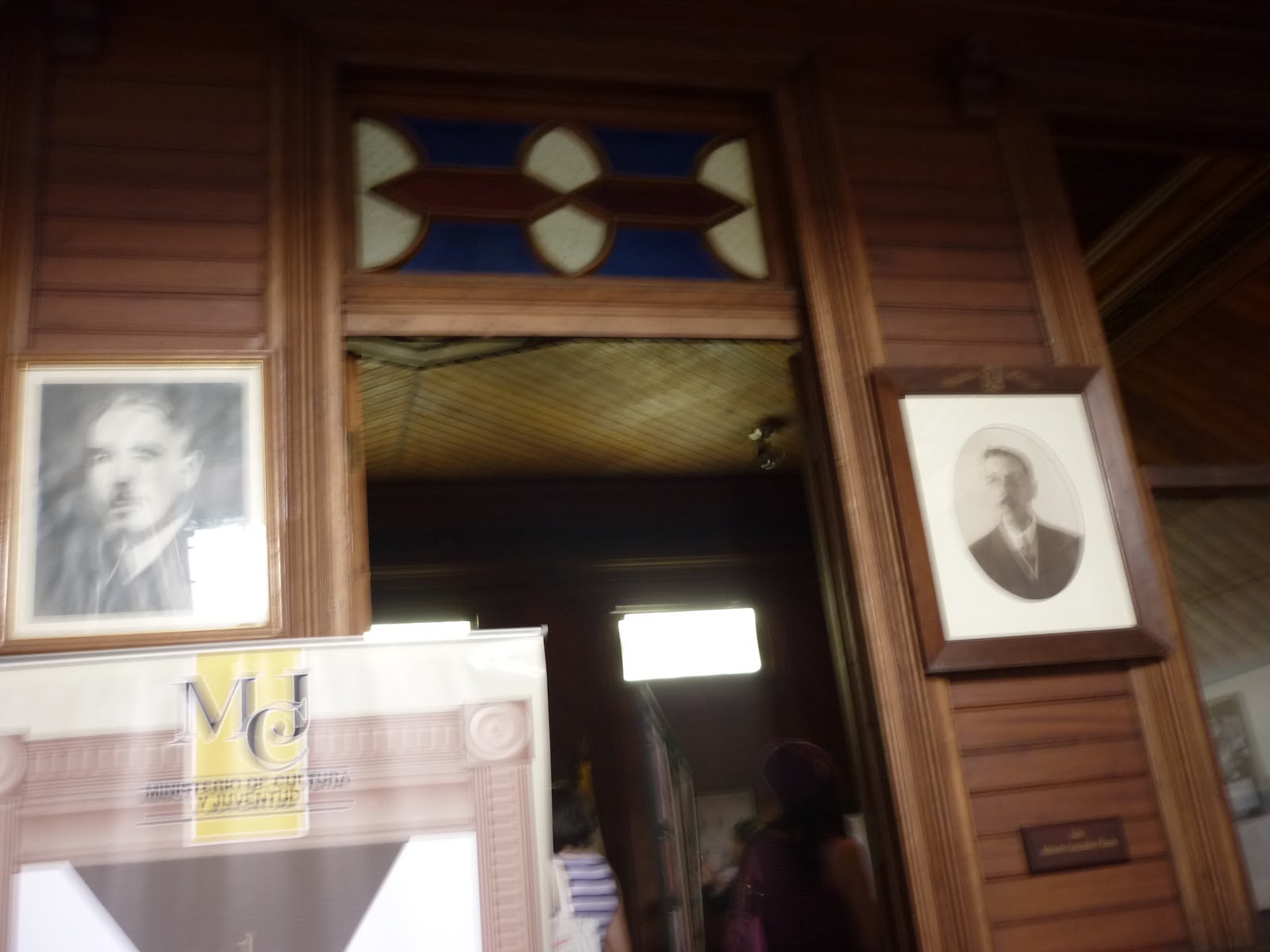 Ciertas cosas importantes Sala Alfredo Gonzáles Flores, Casa de la Cultura