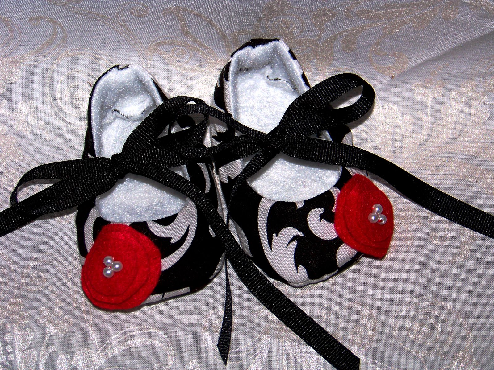 Simply SewSassy: Baby Girl Shoes