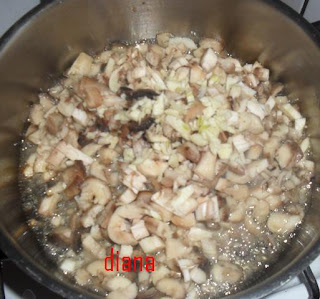Ciuperci umplute