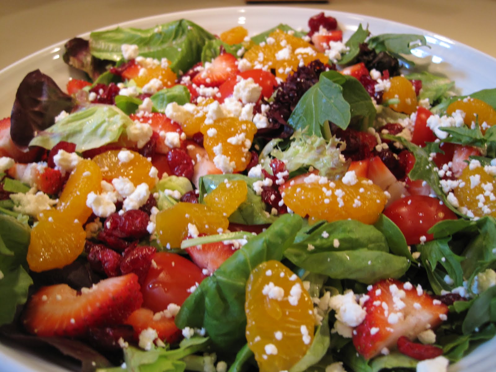 Stefanie's Gluten/Dairy Free Kitchen! Favorite Summer Salad
