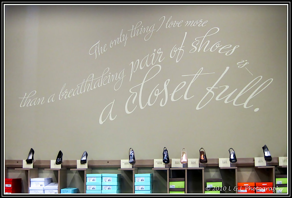 Ocala, Central Florida & Beyond DSW Shoes for our wonderful female City Daily Photo bloggers...